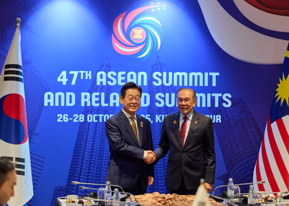 South Korean President and Malaysia PM hold summit talks, clinch free trade deal South Korean President and Malaysia PM hold summit talks, clinch free trade deal