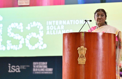 India aims to become global solar energy hub by 2050: President Droupadi Murmu | India aims to become global solar energy hub by 2050: President Droupadi Murmu India aims to become global solar energy hub by 2050: President Droupadi Murmu | India aims to become global solar energy hub by 2050: President Droupadi Murmu