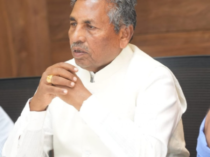 I do not wish to become Karnataka CM, says Muniyappa after being backed for post by Parameshwara | I do not wish to become Karnataka CM, says Muniyappa after being backed for post by Parameshwara I do not wish to become Karnataka CM, says Muniyappa after being backed for post by Parameshwara | I do not wish to become Karnataka CM, says Muniyappa after being backed for post by Parameshwara