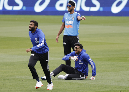Laughter, competition and focus mark India’s practice session before Canberra T20I | Laughter, competition and focus mark India’s practice session before Canberra T20I Laughter, competition and focus mark India’s practice session before Canberra T20I | Laughter, competition and focus mark India’s practice session before Canberra T20I