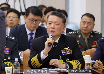 South Korea likely needs 10 yrs to build nuclear-powered sub: Navy chief | South Korea likely needs 10 yrs to build nuclear-powered sub: Navy chief
