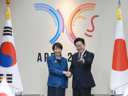 South Korea President Lee, Takaichi hold 1st summit to discuss bilateral ties | South Korea President Lee, Takaichi hold 1st summit to discuss bilateral ties