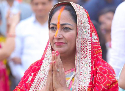 Delhi CM slams Rahul Gandhi for 'vote-bank politics' over Chhath Puja | Delhi CM slams Rahul Gandhi for 'vote-bank politics' over Chhath Puja