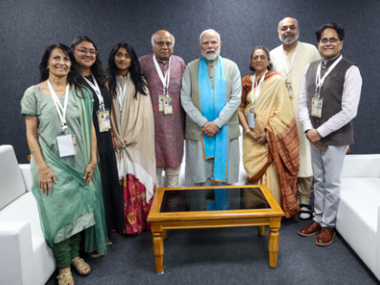 PM Modi meets Sardar Patel's family ahead of 'Rashtriya Ekta Diwas' celebrations in Gujarat tomorrow | PM Modi meets Sardar Patel's family ahead of 'Rashtriya Ekta Diwas' celebrations in Gujarat tomorrow PM Modi meets Sardar Patel's family ahead of 'Rashtriya Ekta Diwas' celebrations in Gujarat tomorrow | PM Modi meets Sardar Patel's family ahead of 'Rashtriya Ekta Diwas' celebrations in Gujarat tomorrow