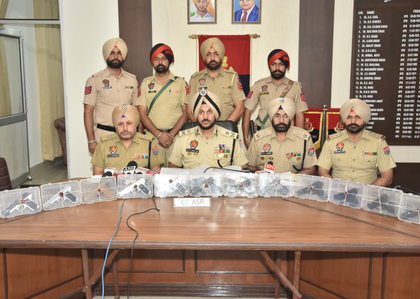 Juvenile among seven held in Punjab; 15 pistols seized | Juvenile among seven held in Punjab; 15 pistols seized Juvenile among seven held in Punjab; 15 pistols seized | Juvenile among seven held in Punjab; 15 pistols seized