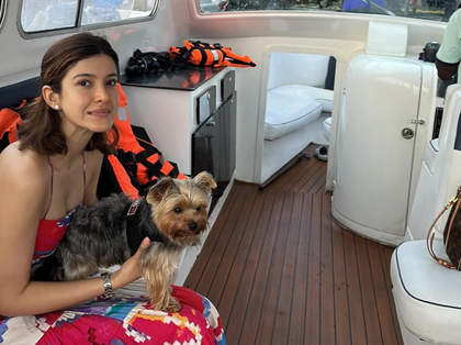 Shanaya Kapoor shares the only birthday photos she took this year | Shanaya Kapoor shares the only birthday photos she took this year Shanaya Kapoor shares the only birthday photos she took this year | Shanaya Kapoor shares the only birthday photos she took this year