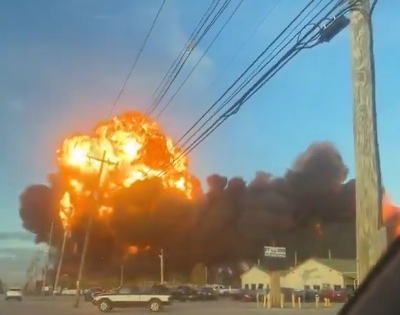 At least 3 dead, 11 injured in cargo plane crash in Kentucky, US | At least 3 dead, 11 injured in cargo plane crash in Kentucky, US At least 3 dead, 11 injured in cargo plane crash in Kentucky, US | At least 3 dead, 11 injured in cargo plane crash in Kentucky, US