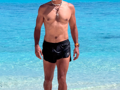 Milind Soman shares a glimpse of his luxurious 60th birthday | Milind Soman shares a glimpse of his luxurious 60th birthday