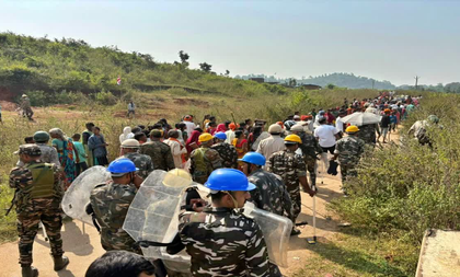Jharkhand police team attacked during attempt to reopen stone mine in Palamu, four personnel injured | Jharkhand police team attacked during attempt to reopen stone mine in Palamu, four personnel injured