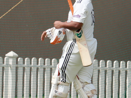 Rishabh Pant retires hurt after taking multiple blows vs South Africa A | Rishabh Pant retires hurt after taking multiple blows vs South Africa A Rishabh Pant retires hurt after taking multiple blows vs South Africa A | Rishabh Pant retires hurt after taking multiple blows vs South Africa A