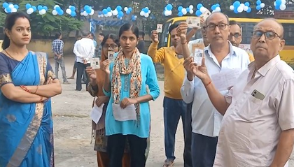 'Felt proud, contributed something to Bihar': Voters turn out in large numbers for 1st phase of polling | 'Felt proud, contributed something to Bihar': Voters turn out in large numbers for 1st phase of polling 'Felt proud, contributed something to Bihar': Voters turn out in large numbers for 1st phase of polling | 'Felt proud, contributed something to Bihar': Voters turn out in large numbers for 1st phase of polling