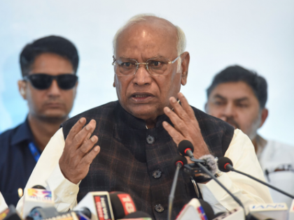 Mallikarjun Kharge urges Bihar voters to teach lesson to 'opportunistic rulers' | Mallikarjun Kharge urges Bihar voters to teach lesson to 'opportunistic rulers' Mallikarjun Kharge urges Bihar voters to teach lesson to 'opportunistic rulers' | Mallikarjun Kharge urges Bihar voters to teach lesson to 'opportunistic rulers'