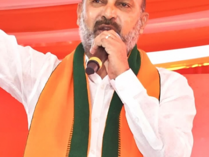 MoS Bandi Sanjay fumes over denial of permission for padyatra in Jubilee Hills | MoS Bandi Sanjay fumes over denial of permission for padyatra in Jubilee Hills MoS Bandi Sanjay fumes over denial of permission for padyatra in Jubilee Hills | MoS Bandi Sanjay fumes over denial of permission for padyatra in Jubilee Hills