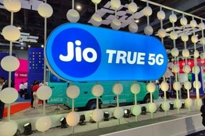 Jio's cost-effective 5G solutions can help it scale in $121 billion global market: Jefferies | Jio's cost-effective 5G solutions can help it scale in $121 billion global market: Jefferies Jio's cost-effective 5G solutions can help it scale in $121 billion global market: Jefferies | Jio's cost-effective 5G solutions can help it scale in $121 billion global market: Jefferies