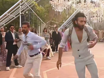 Jaaved Jaaferi felt 'proud' during his face off with son Meezaan in '3 Shaukk' from 'De De Pyaar De 2' | Jaaved Jaaferi felt 'proud' during his face off with son Meezaan in '3 Shaukk' from 'De De Pyaar De 2' Jaaved Jaaferi felt 'proud' during his face off with son Meezaan in '3 Shaukk' from 'De De Pyaar De 2' | Jaaved Jaaferi felt 'proud' during his face off with son Meezaan in '3 Shaukk' from 'De De Pyaar De 2'