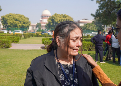 'August 11 order returns': Supreme Court advocates on stray dog removal directive | 'August 11 order returns': Supreme Court advocates on stray dog removal directive 'August 11 order returns': Supreme Court advocates on stray dog removal directive | 'August 11 order returns': Supreme Court advocates on stray dog removal directive