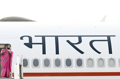 President Murmu departs on six day visit to Angola, Botswana | President Murmu departs on six day visit to Angola, Botswana President Murmu departs on six day visit to Angola, Botswana | President Murmu departs on six day visit to Angola, Botswana