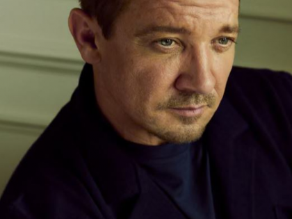 Jeremy Renner denies sending sexual messages to filmmaker | Jeremy Renner denies sending sexual messages to filmmaker