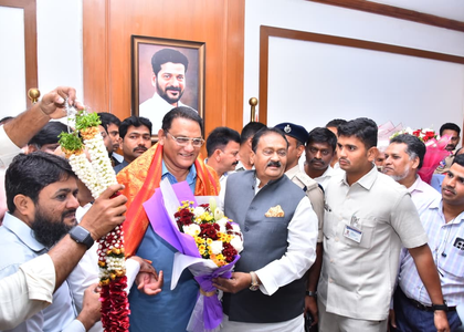 Azharuddin takes charge as Telangana Cabinet minister | Azharuddin takes charge as Telangana Cabinet minister