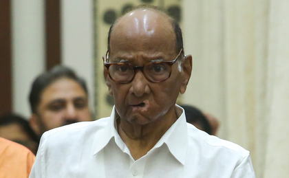 Amid Pune land deal row, Sharad Pawar meets Maha CM Fadnavis over Mumbai cricket body polls | Amid Pune land deal row, Sharad Pawar meets Maha CM Fadnavis over Mumbai cricket body polls