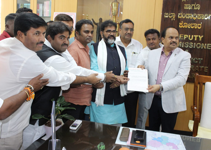 K'taka: Recounting of votes in Malur Assembly seat tomorrow; BJP submits memorandum to DC, slams Cong | K'taka: Recounting of votes in Malur Assembly seat tomorrow; BJP submits memorandum to DC, slams Cong