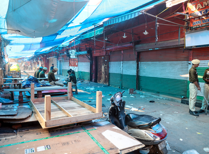 Delhi blast: Over 1,000 CCTV clips being scanned to map suspects' movements | Delhi blast: Over 1,000 CCTV clips being scanned to map suspects' movements