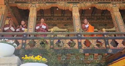 Thousands join Bhutan King in praying for Delhi blast victims | Thousands join Bhutan King in praying for Delhi blast victims