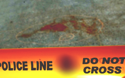 MP horror: Jilted lover slits woman's throat at bus stand in Balaghat; bystanders record atrocity | MP horror: Jilted lover slits woman's throat at bus stand in Balaghat; bystanders record atrocity