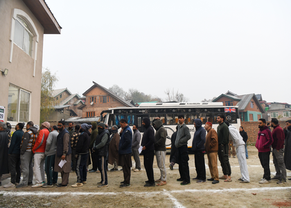 J&K: Polling ends in Budgam and Nagrota peacefully | J&K: Polling ends in Budgam and Nagrota peacefully