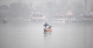 Cold wave sweeps Kashmir; Srinagar records coldest night at minus 1.6 | Cold wave sweeps Kashmir; Srinagar records coldest night at minus 1.6