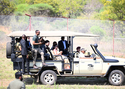 Botswana gifts India eight Cheetahs, lauds India's landmark wildlife conservation initiative | Botswana gifts India eight Cheetahs, lauds India's landmark wildlife conservation initiative