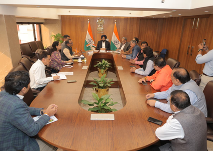 Delhi: Sirsa reviews redevelopment projects in 18 industrial areas | Delhi: Sirsa reviews redevelopment projects in 18 industrial areas