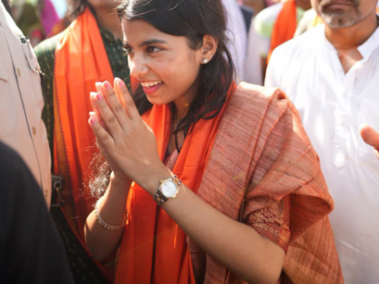 Bihar Assembly elections: Folk singer Maithili Thakur leads in Alinagar with over 4,100 votes | Bihar Assembly elections: Folk singer Maithili Thakur leads in Alinagar with over 4,100 votes