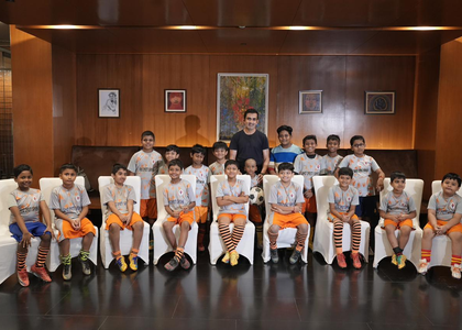 Gautam Gambhir interacts with young footballers in Kolkata  | Gautam Gambhir interacts with young footballers in Kolkata 