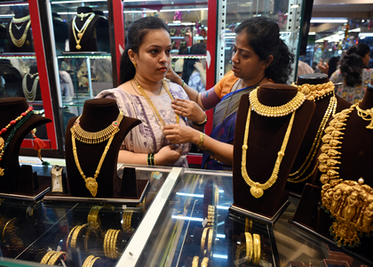 Gold prices see further drop as safe haven buying eases | Gold prices see further drop as safe haven buying eases