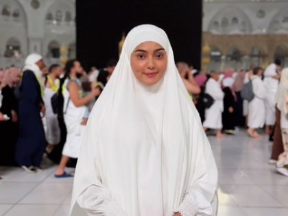 Sana Makbul on finding peace in her Umrah journey: ‘Walked in with pain, walked out with peace’ | Sana Makbul on finding peace in her Umrah journey: ‘Walked in with pain, walked out with peace’ Sana Makbul on finding peace in her Umrah journey: ‘Walked in with pain, walked out with peace’ | Sana Makbul on finding peace in her Umrah journey: ‘Walked in with pain, walked out with peace’
