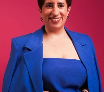 Guneet Monga Kapoor recollects when chef Vikas Khanna flew to New York to support Oscar campaign | Guneet Monga Kapoor recollects when chef Vikas Khanna flew to New York to support Oscar campaign Guneet Monga Kapoor recollects when chef Vikas Khanna flew to New York to support Oscar campaign | Guneet Monga Kapoor recollects when chef Vikas Khanna flew to New York to support Oscar campaign