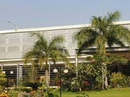 Red Fort blast: Delhi Police tighten grip on Al Falah University, file two FIRs | Red Fort blast: Delhi Police tighten grip on Al Falah University, file two FIRs Red Fort blast: Delhi Police tighten grip on Al Falah University, file two FIRs | Red Fort blast: Delhi Police tighten grip on Al Falah University, file two FIRs