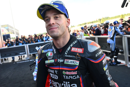 MotoGP 2025: Bezzecchi powers to pole as 0.096s splits top five in Valencia | MotoGP 2025: Bezzecchi powers to pole as 0.096s splits top five in Valencia MotoGP 2025: Bezzecchi powers to pole as 0.096s splits top five in Valencia | MotoGP 2025: Bezzecchi powers to pole as 0.096s splits top five in Valencia