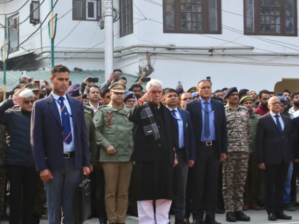 L-G Manoj Sinha lauds J&K Police for busting interstate terror module | L-G Manoj Sinha lauds J&K Police for busting interstate terror module L-G Manoj Sinha lauds J&K Police for busting interstate terror module | L-G Manoj Sinha lauds J&K Police for busting interstate terror module