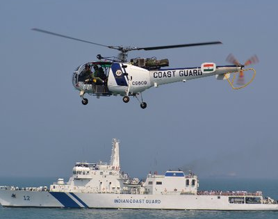 Indian Coast Guard apprehend Bangladeshi trawler with 29 fishermen in Kolkata | Indian Coast Guard apprehend Bangladeshi trawler with 29 fishermen in Kolkata Indian Coast Guard apprehend Bangladeshi trawler with 29 fishermen in Kolkata | Indian Coast Guard apprehend Bangladeshi trawler with 29 fishermen in Kolkata