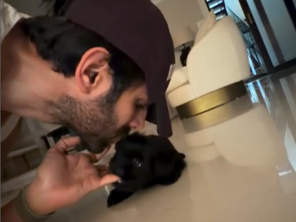 Kartik Aaryan channels his inner child as he plays with his fur baby Chatori | Kartik Aaryan channels his inner child as he plays with his fur baby Chatori Kartik Aaryan channels his inner child as he plays with his fur baby Chatori | Kartik Aaryan channels his inner child as he plays with his fur baby Chatori