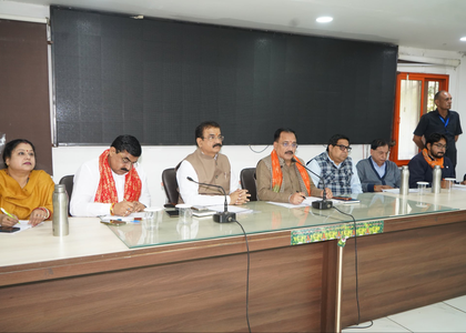 Delhi BJP chief energises workers for MCD bypolls in Naraina, Chandni Chowk | Delhi BJP chief energises workers for MCD bypolls in Naraina, Chandni Chowk Delhi BJP chief energises workers for MCD bypolls in Naraina, Chandni Chowk | Delhi BJP chief energises workers for MCD bypolls in Naraina, Chandni Chowk