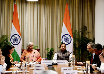 FM Sitharaman holds key pre-budget consultations with market experts | FM Sitharaman holds key pre-budget consultations with market experts