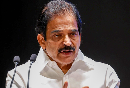 CPI-M mirroring BJP’s ‘assault on democracy’ in Kerala: Venugopal | CPI-M mirroring BJP’s ‘assault on democracy’ in Kerala: Venugopal CPI-M mirroring BJP’s ‘assault on democracy’ in Kerala: Venugopal | CPI-M mirroring BJP’s ‘assault on democracy’ in Kerala: Venugopal