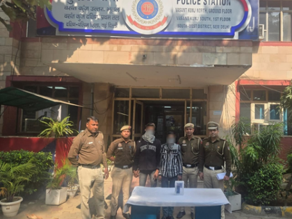 Delhi Police solve robbery case in 48 hours, arrest two | Delhi Police solve robbery case in 48 hours, arrest two Delhi Police solve robbery case in 48 hours, arrest two | Delhi Police solve robbery case in 48 hours, arrest two