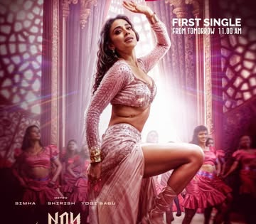 Actress Shriya Saran tells impersonator: Go, get a life! | Actress Shriya Saran tells impersonator: Go, get a life!