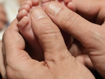 Arbaaz Khan and Sshura Khan share the first glimpse of their newborn daughter | Arbaaz Khan and Sshura Khan share the first glimpse of their newborn daughter Arbaaz Khan and Sshura Khan share the first glimpse of their newborn daughter | Arbaaz Khan and Sshura Khan share the first glimpse of their newborn daughter