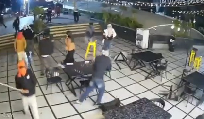 Over 20 masked men vandalise restaurant in Bhopal, police launch probe | Over 20 masked men vandalise restaurant in Bhopal, police launch probe Over 20 masked men vandalise restaurant in Bhopal, police launch probe | Over 20 masked men vandalise restaurant in Bhopal, police launch probe