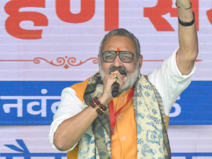 Mamata Banerjee allowing Bengal to become hub of illegal immigrants: Giriraj Singh says amid SIR row | Mamata Banerjee allowing Bengal to become hub of illegal immigrants: Giriraj Singh says amid SIR row
